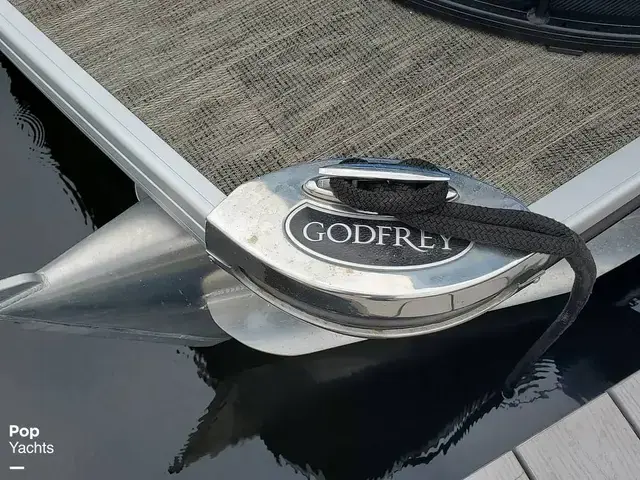 Godfrey Pontoon AquaPatio 275 CBE