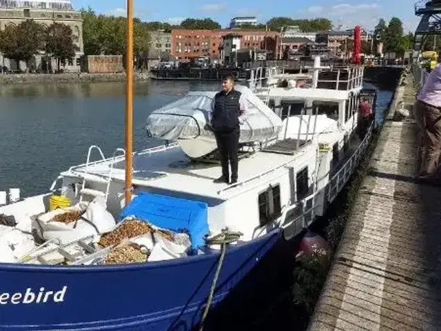 Custom Boats 82Ft Dutch Barge