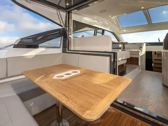 Fairline Targa 45 GT - MODEL 2025