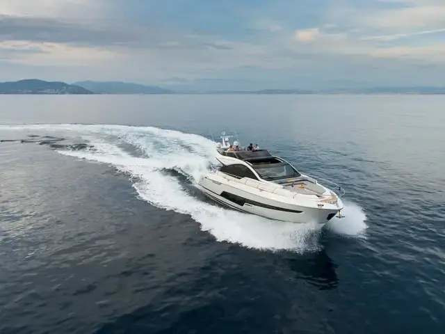 Fairline Phantom 65