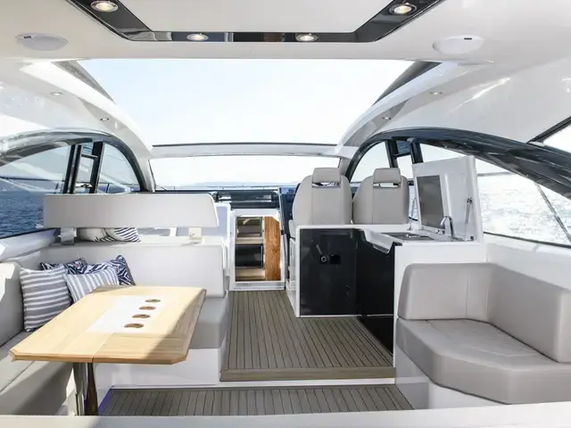 Fairline Targa 45 Open - MODEL 2025