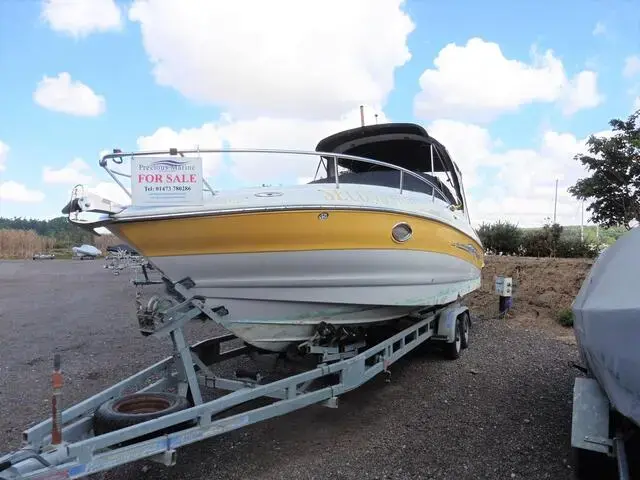 Crownline 275 CCR Sports Cruiser.