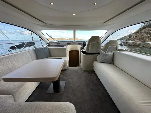 Azimut 53 Fly