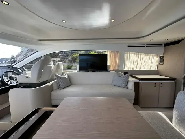 Azimut 53 Fly