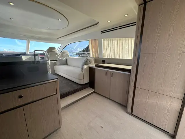 Azimut 53 Fly