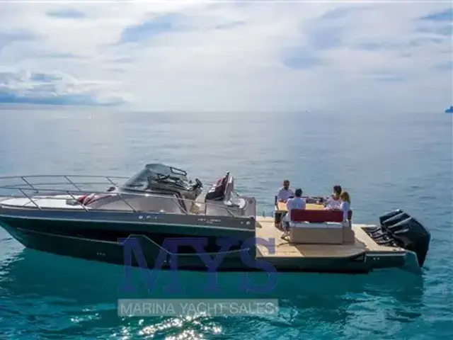 Sessa Marine Key Largo 40