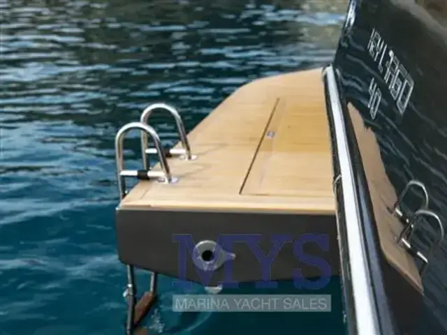 Sessa Marine Key Largo 40