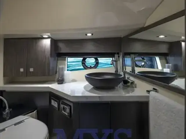 Sessa Marine Key Largo 40