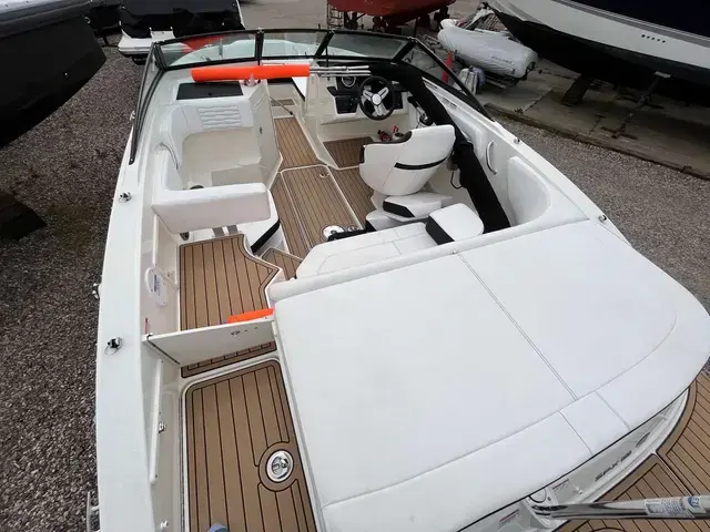 Sea Ray 190 Spx