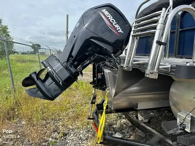 Manitou Aurora Le 23