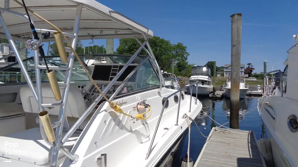 2005 Wellcraft 330 coastal