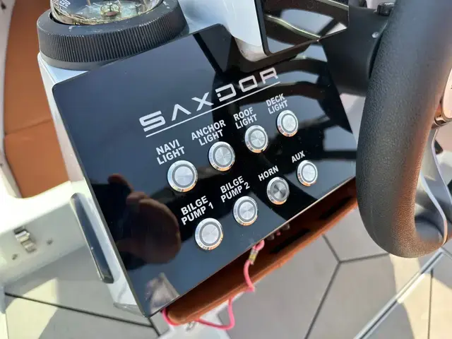 Saxdor 200