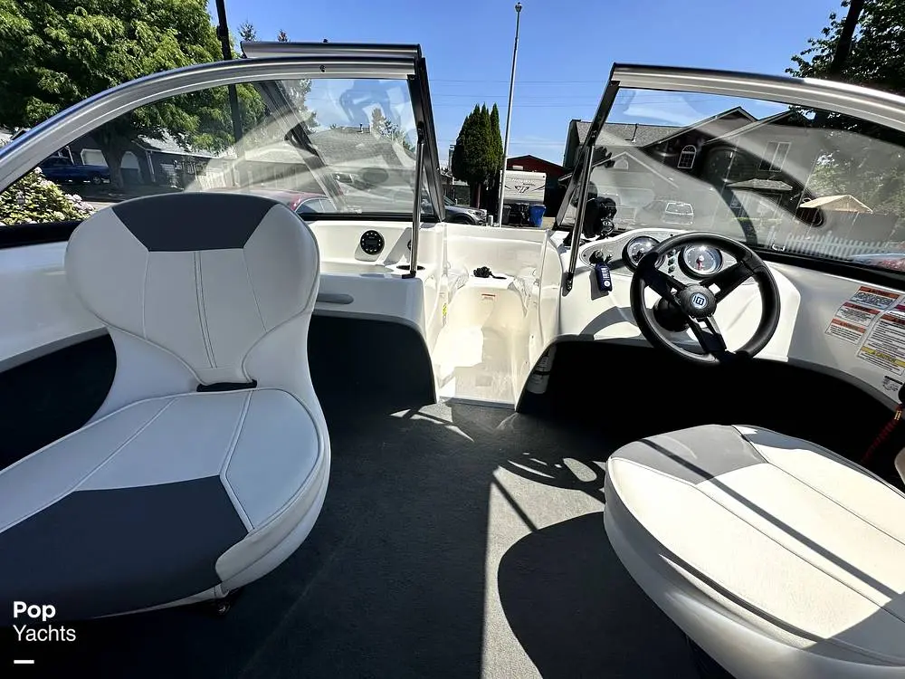 2021 Bayliner 160 bowrider