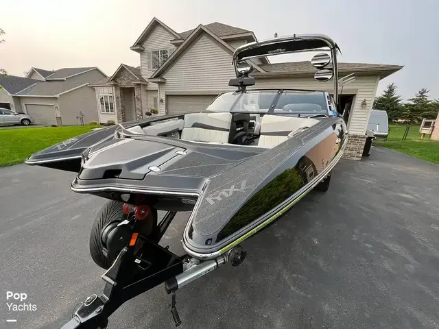 Malibu Wakesetter 22 Mxz