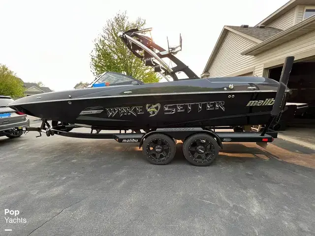 Malibu Wakesetter 22 Mxz