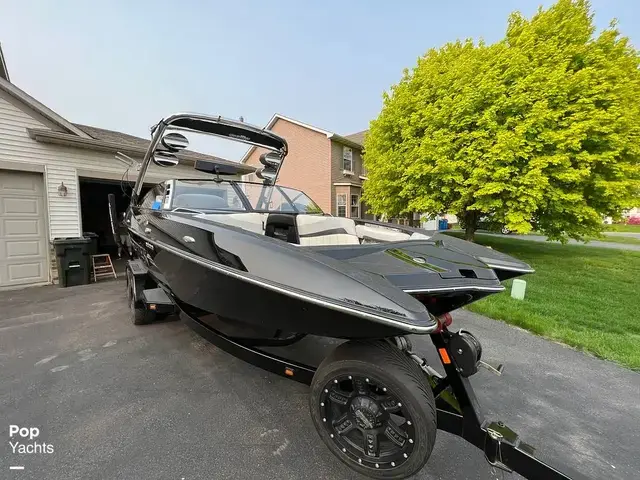 Malibu Wakesetter 22 Mxz