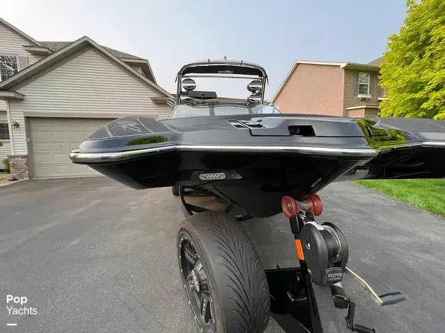 Malibu Wakesetter 22 Mxz