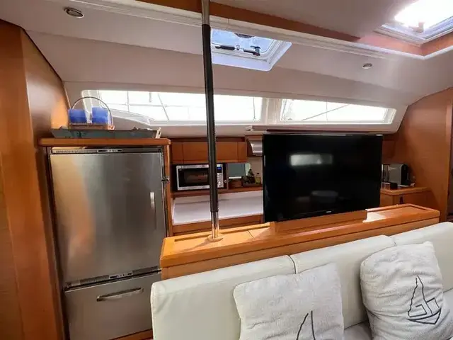 Jeanneau Yachts 54