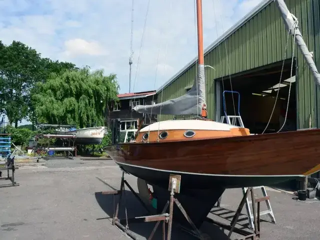 Klassieke zeilboot 7.25