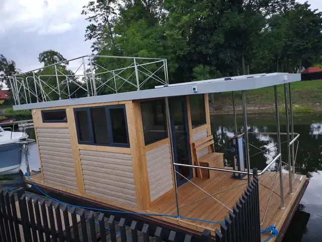 Campi 280 Houseboat