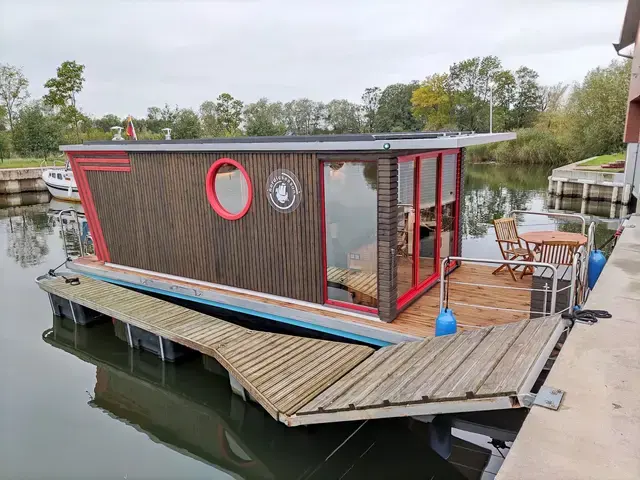 Nordic Season NS 32 Eco 18m2 Houseboat