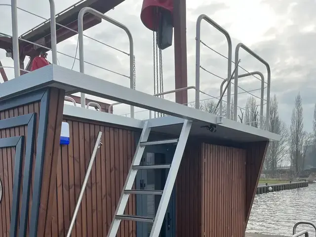 Nordic Season NS 40 Eco 36m2 Houseboat