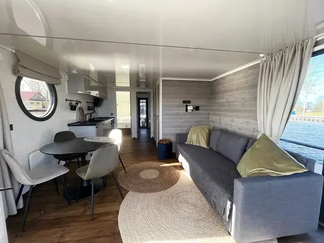 Nordic Season NS 40 Eco 36m2 Houseboat