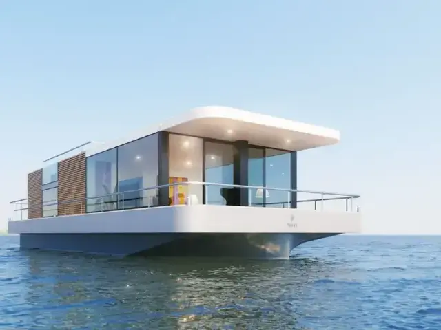 MX4 Houseboat