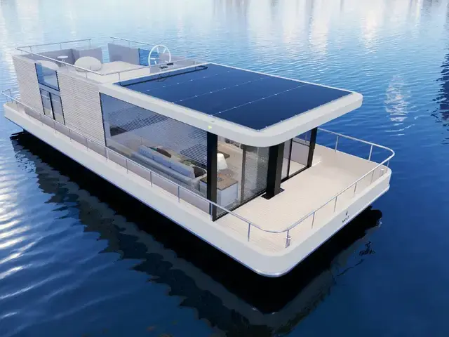 MX4 Houseboat