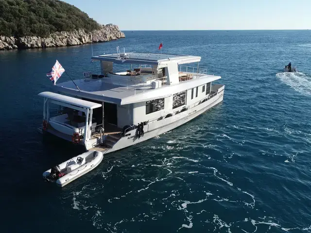 Maison Marine 66 Houseboat- Catamaran