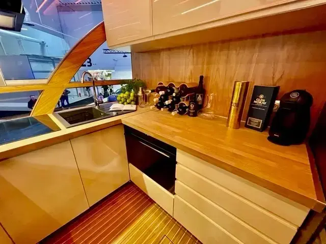 Houseboat Holiday HB 39 Elektrisch En Hybride + Sauna