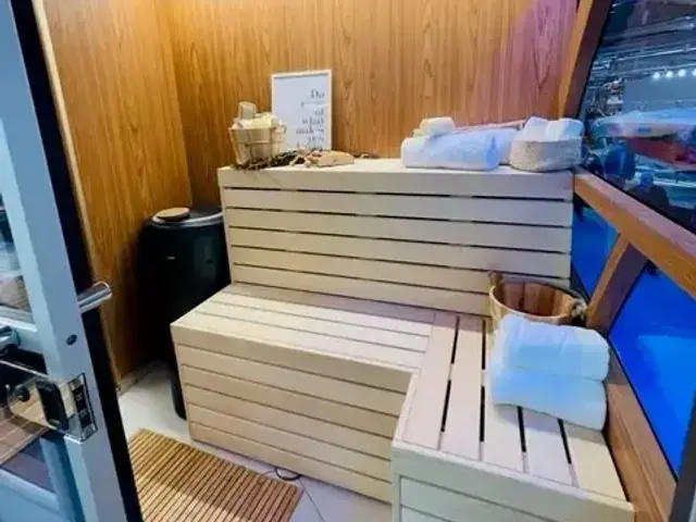 Houseboat Holiday HB 39 Elektrisch En Hybride + Sauna