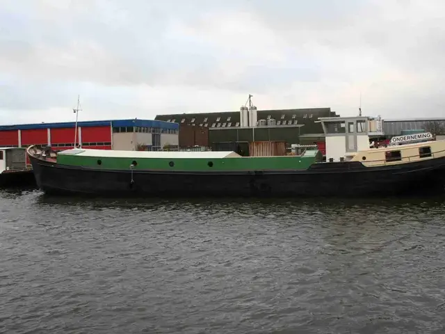 Klipper/ Varend Woonschip 30.00 X 6.00 Met CVO