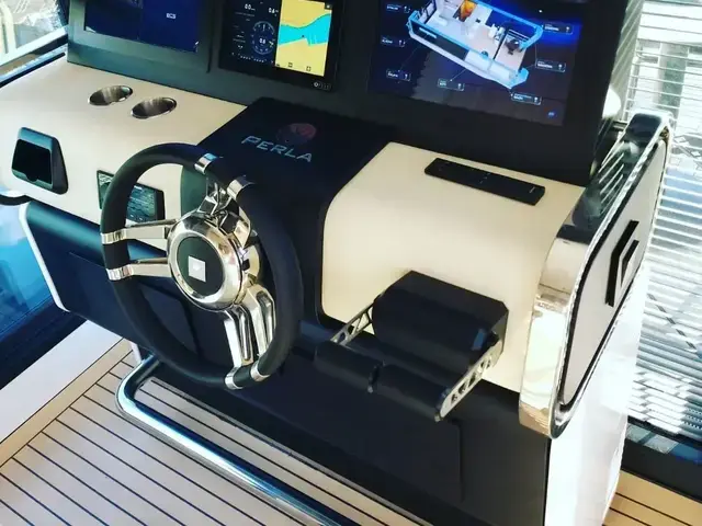 Perla E-vision 42