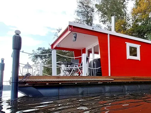 Houseboat ZOE 1200