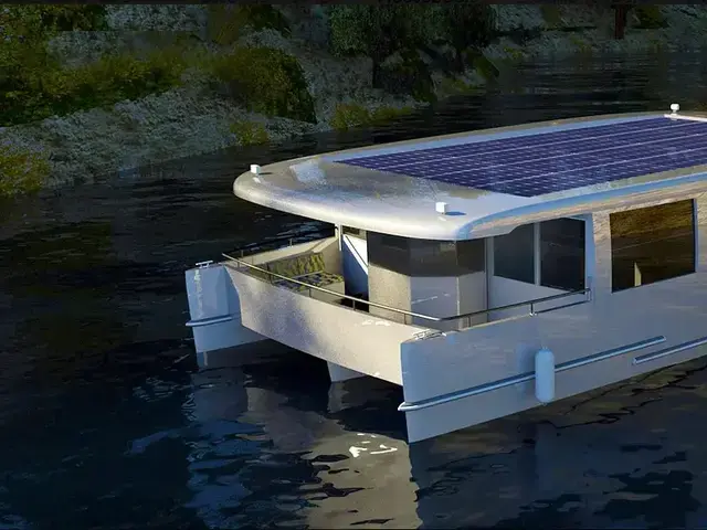 Maison Marine Smart 40' Houseboat