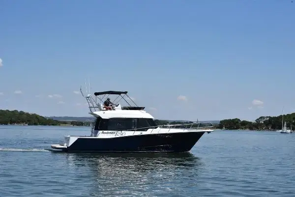 2022 Rodman 1290 evolution flybridge