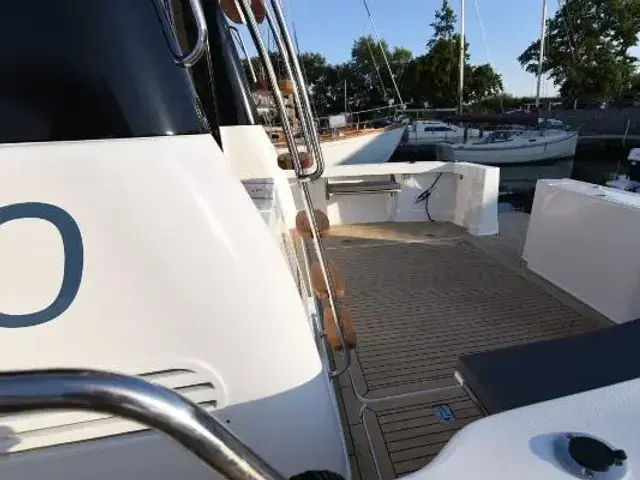 Rodman 1290 Evolution Flybridge