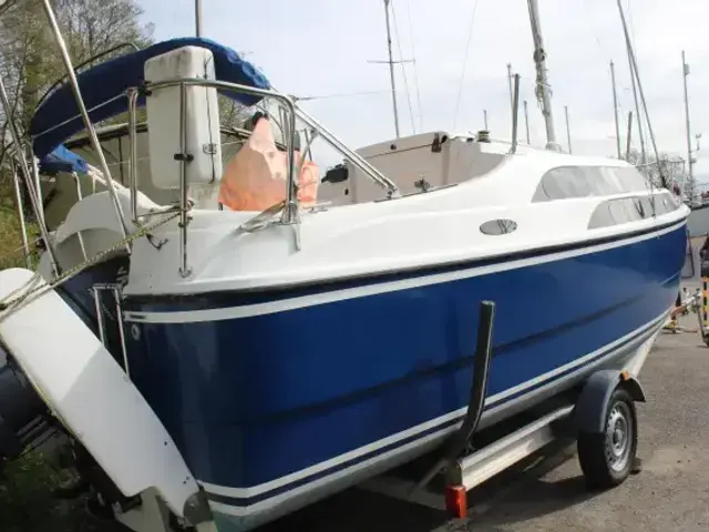 Macgregor 26m