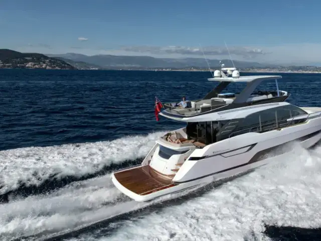 Fairline Squadron 68