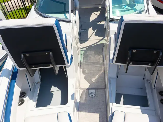 Crownline 25 Cr