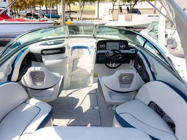 Crownline 25 Cr