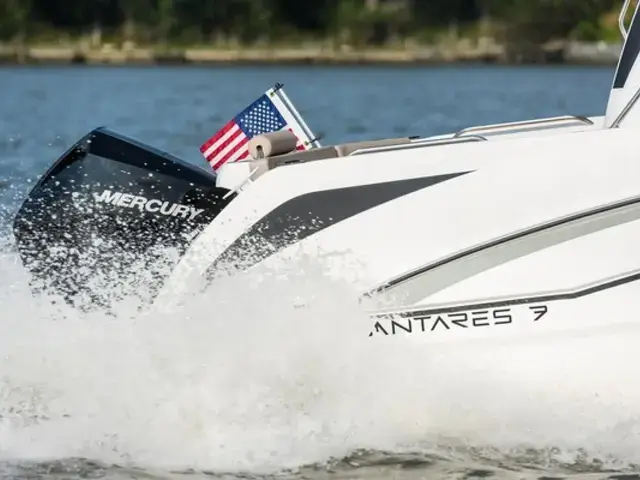 Beneteau Antares 7