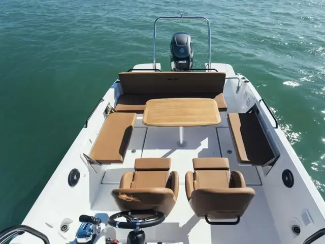 Beneteau Flyer 8 Spacedeck