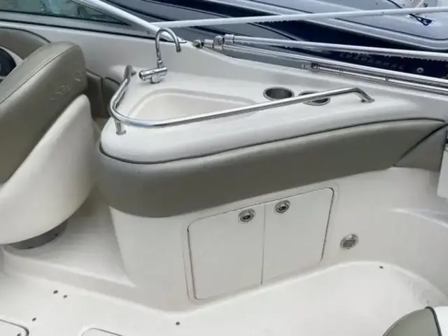 Sea Ray 240 Sundeck