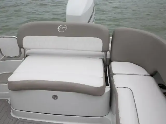 Crownline E 235 Xs