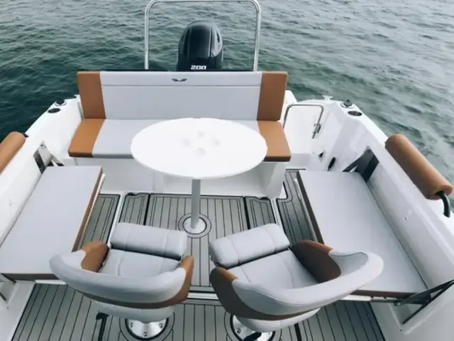 Beneteau Flyer 7 Spacedeck