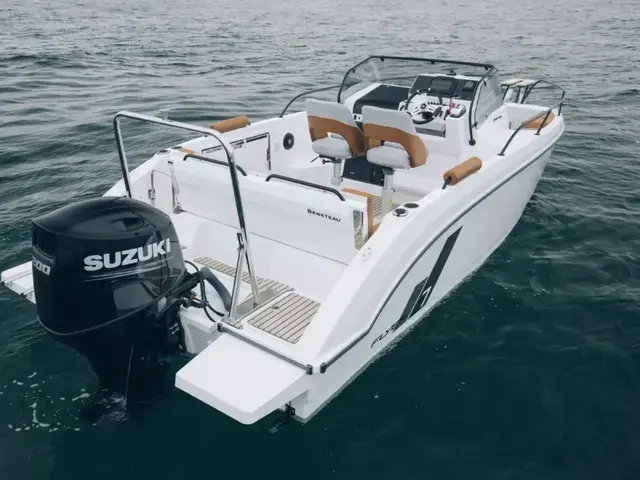 Beneteau FLYER 7 SUNDECK