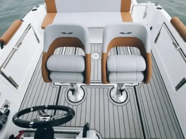 Beneteau FLYER 7 SUNDECK