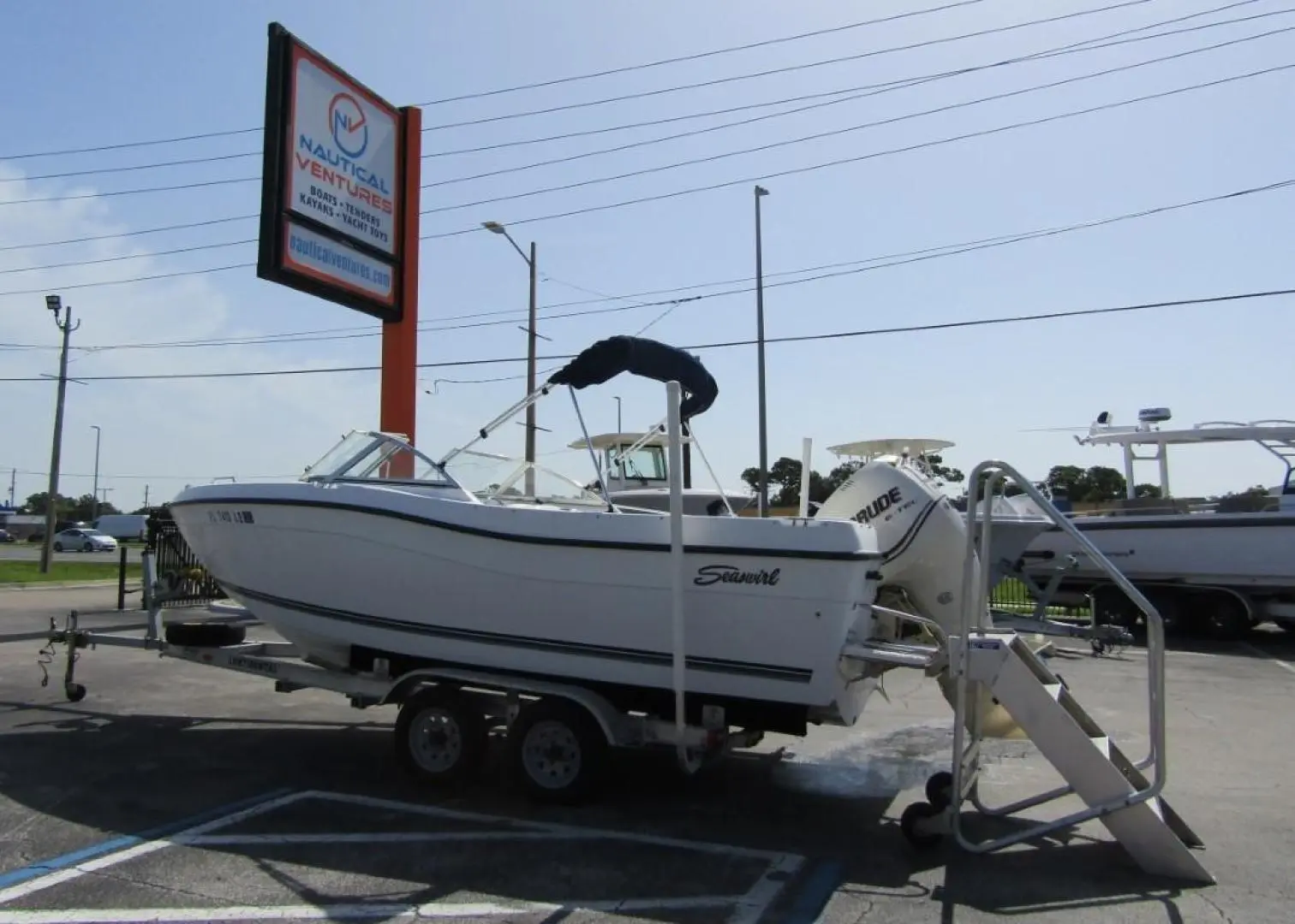 2000 Seaswirl 2100